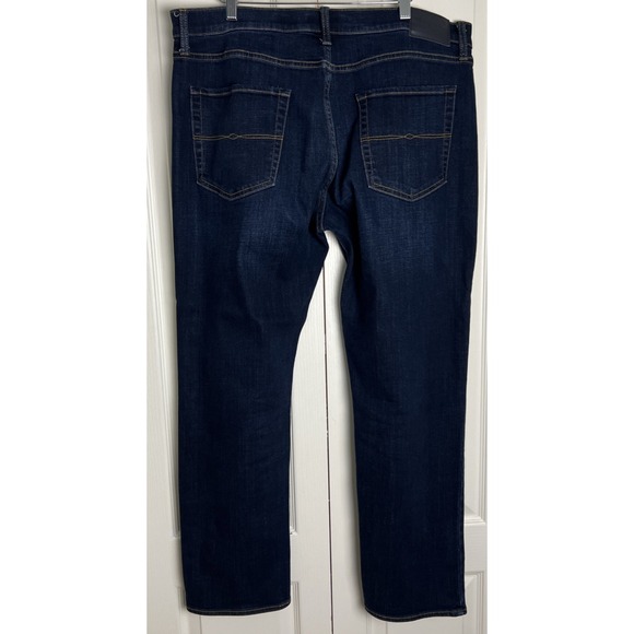 Lucky Brand Mens 223 Straight Leg Jeans Size W36 L32 Stretch Dark Blue Denim D12 - Picture 2 of 16